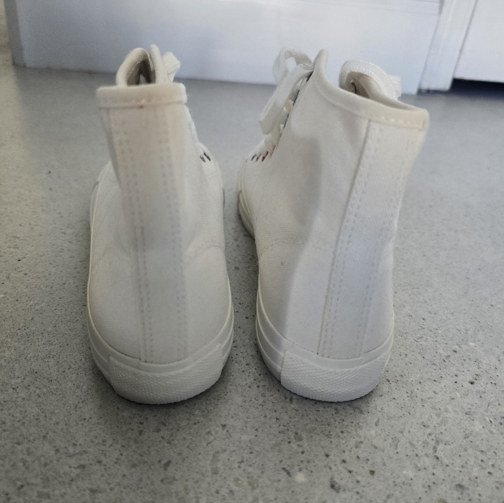 American Eagle White Rainbow Sole Hight Top Canvas Sneakers Size 6 - Picture 3 of 7